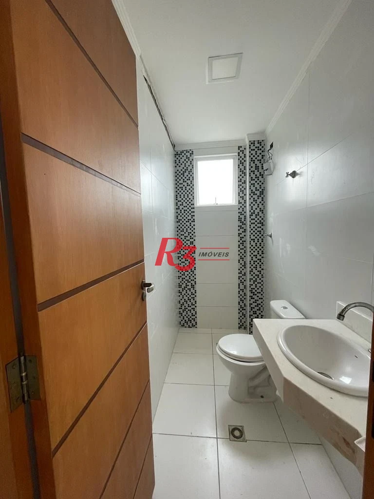 Casa com 2 dormitórios à venda, 110 m² por R$ 750.000,00 - Embaré - Santos/SP