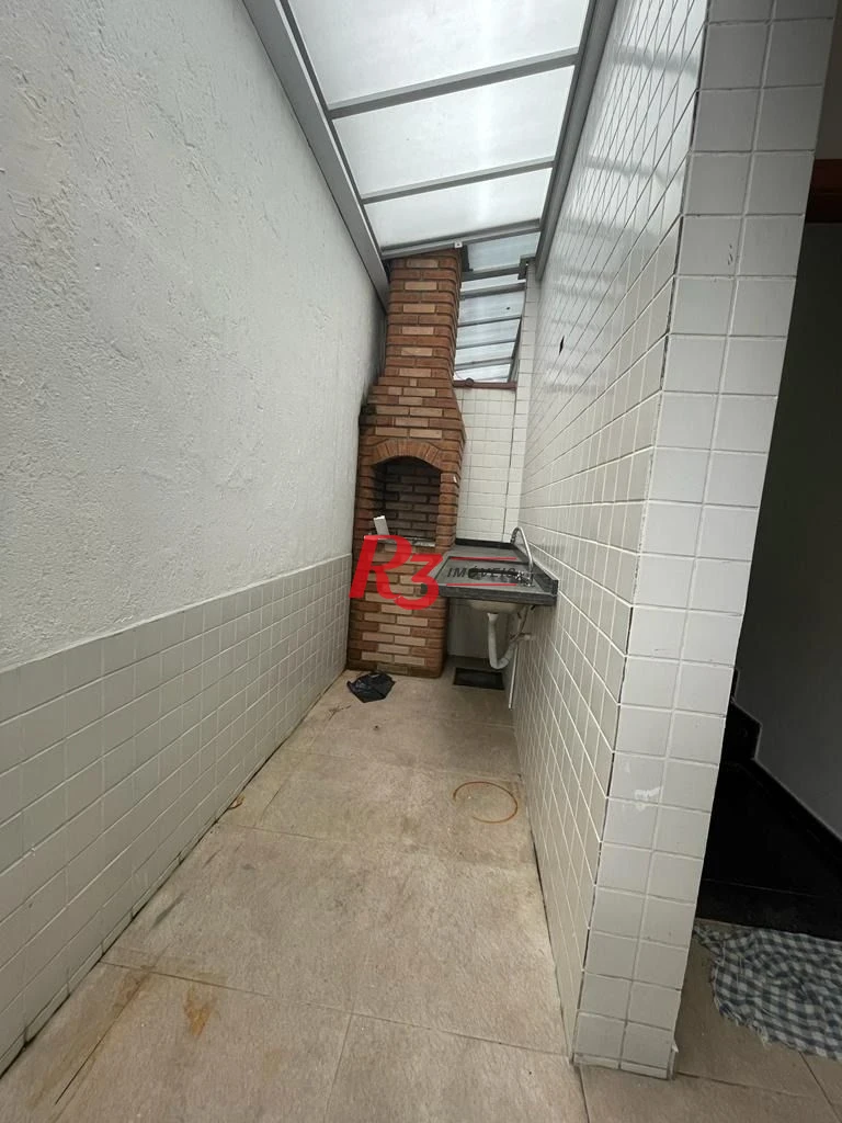 Casa com 2 dormitórios à venda, 110 m² por R$ 750.000,00 - Embaré - Santos/SP