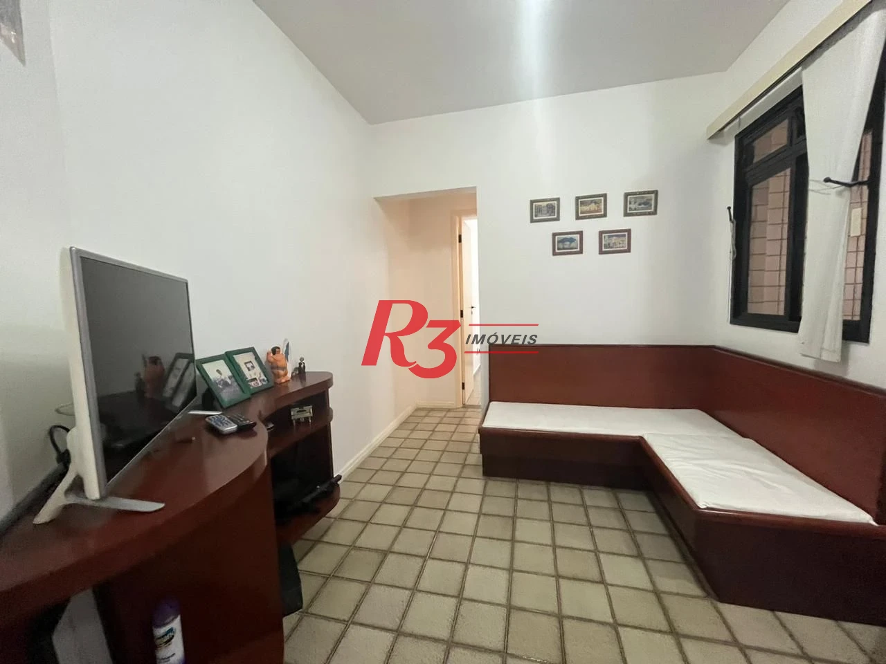 Apartamento com 1 dormitório com Lazer, 1 quadra - Boqueirão - Santos/SP