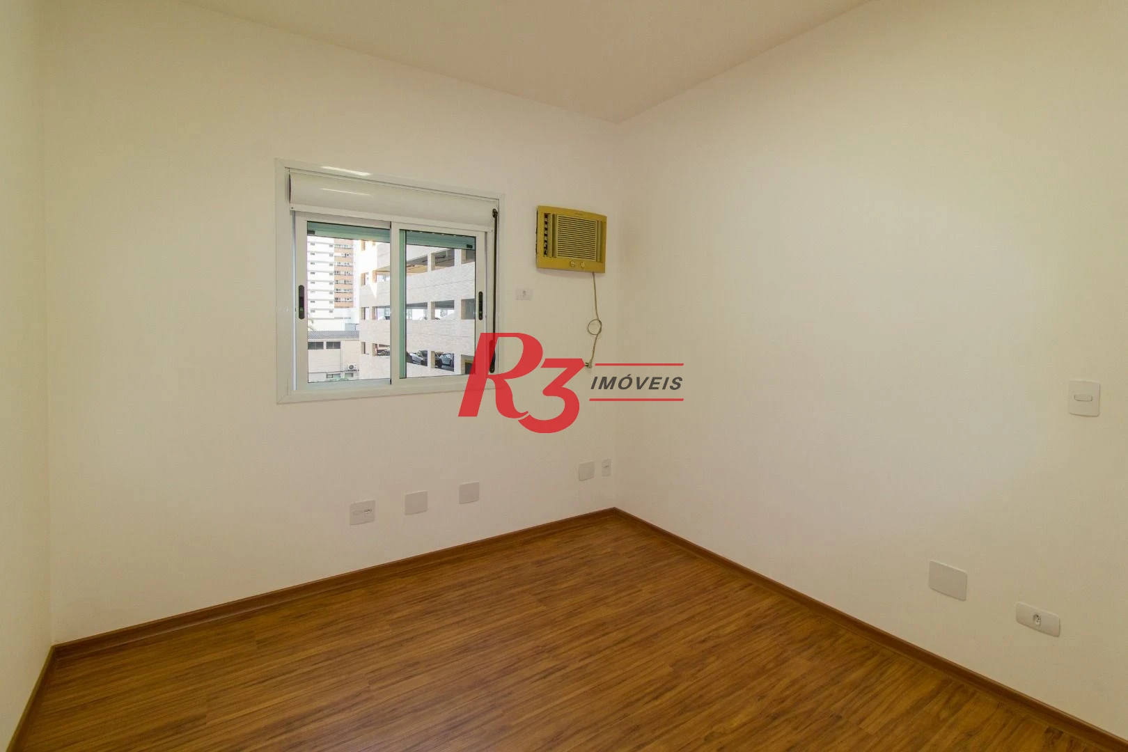 Apartamento com 3 dormitórios à venda, 159 m² por R$ 1.650.000,00 - Boqueirão - Santos/SP