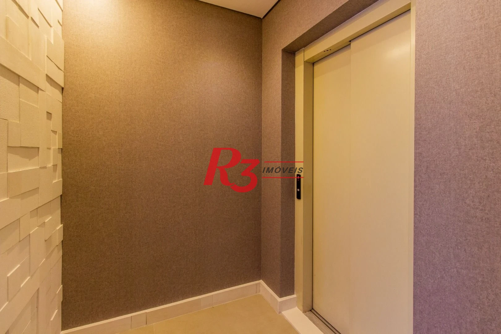 Apartamento com 3 dormitórios à venda, 159 m² por R$ 1.650.000,00 - Boqueirão - Santos/SP