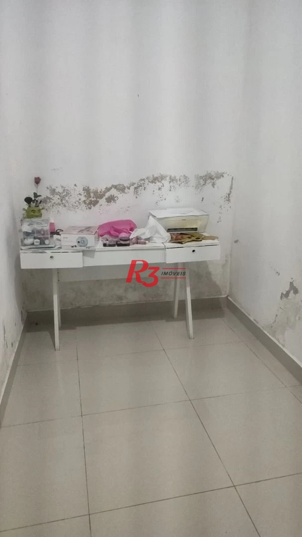 Sobrado com 3 dormitórios à venda, 216 m² por R$ 500.000,00 - Castelo - Santos/SP