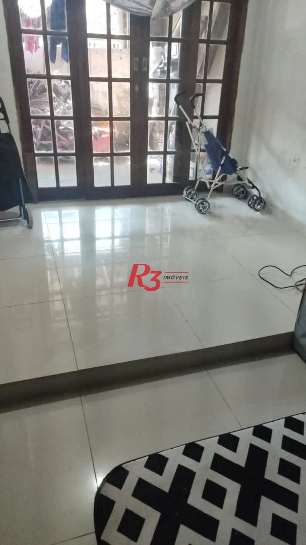 Sobrado com 3 dormitórios à venda, 216 m² por R$ 500.000,00 - Castelo - Santos/SP
