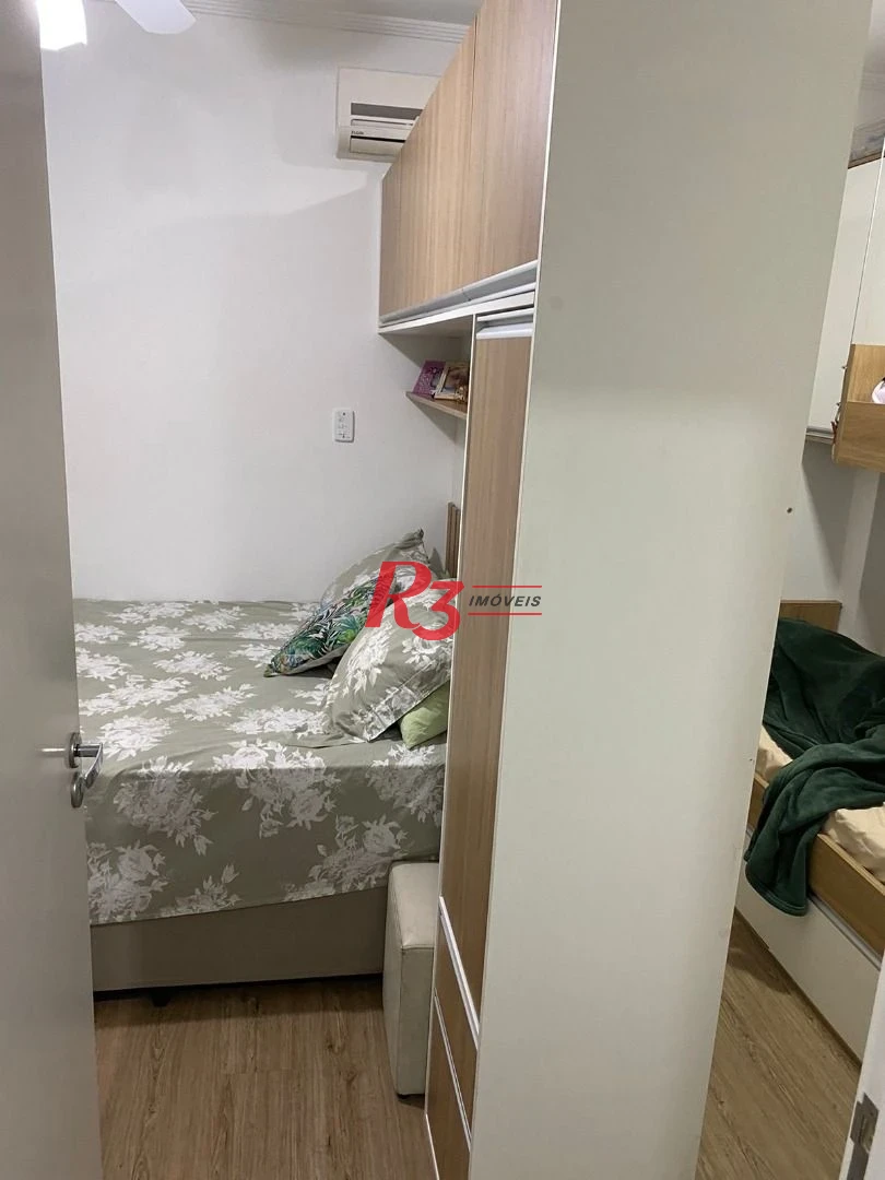 Você está procurando um apartamento na Doutor Epitácio Pessoa, em Santos? Então não perca esta oportunidade! Este imóvel tem um dormitório que foi div