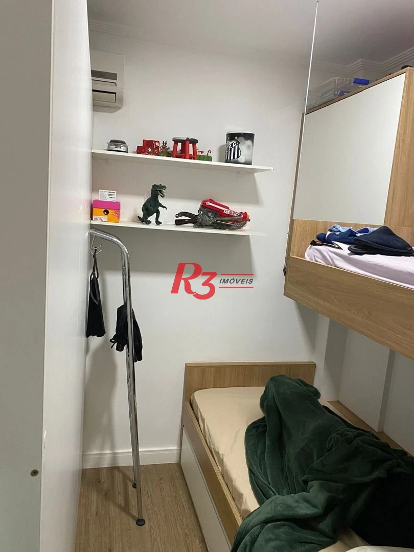 Você está procurando um apartamento na Doutor Epitácio Pessoa, em Santos? Então não perca esta oportunidade! Este imóvel tem um dormitório que foi div