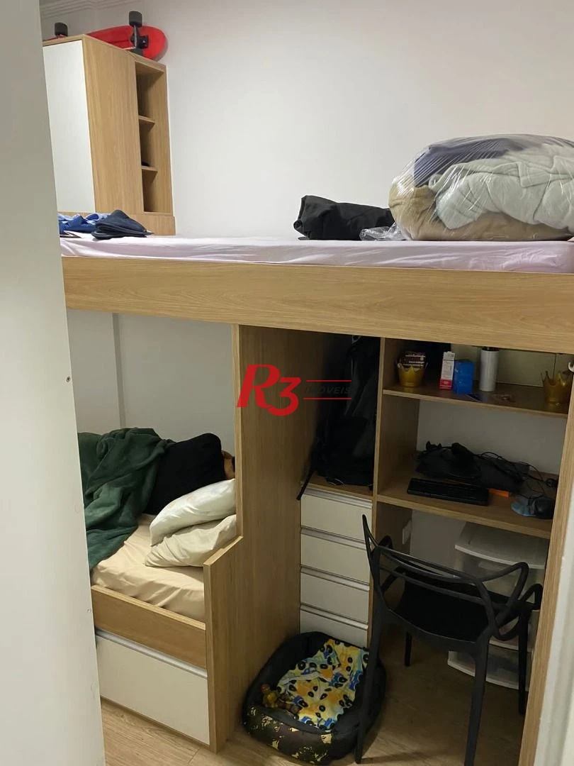 Você está procurando um apartamento na Doutor Epitácio Pessoa, em Santos? Então não perca esta oportunidade! Este imóvel tem um dormitório que foi div