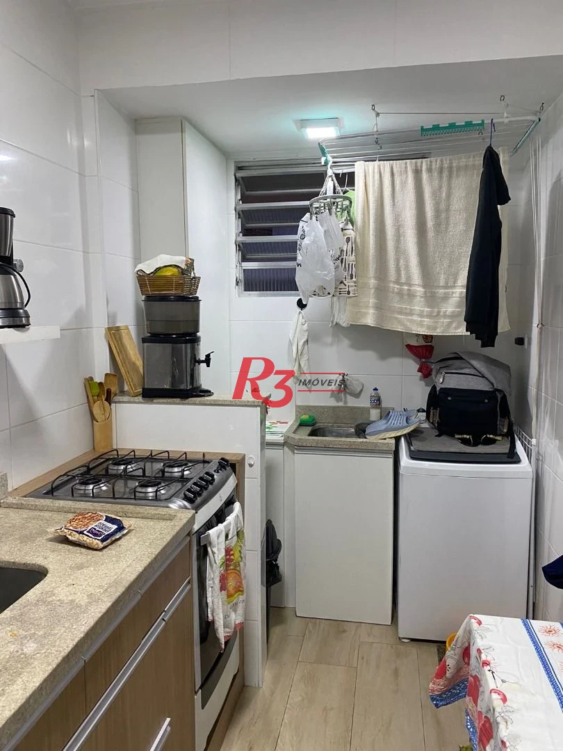 Você está procurando um apartamento na Doutor Epitácio Pessoa, em Santos? Então não perca esta oportunidade! Este imóvel tem um dormitório que foi div