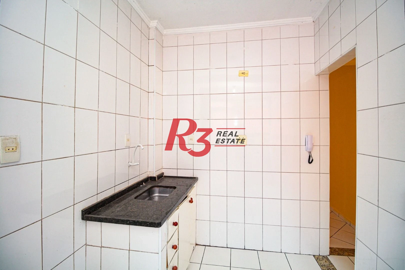 Apartamento com 2 dormitórios à venda, 57 m² por R$ 265.000,00 - José Menino - Santos/SP