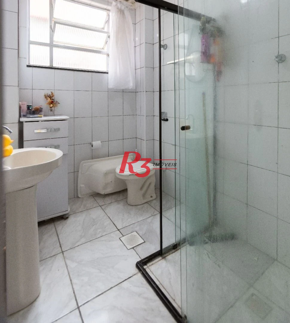 Apartamento com 2 dormitórios à venda, 57 m² por R$ 320.000,00 - José Menino - Santos/SP