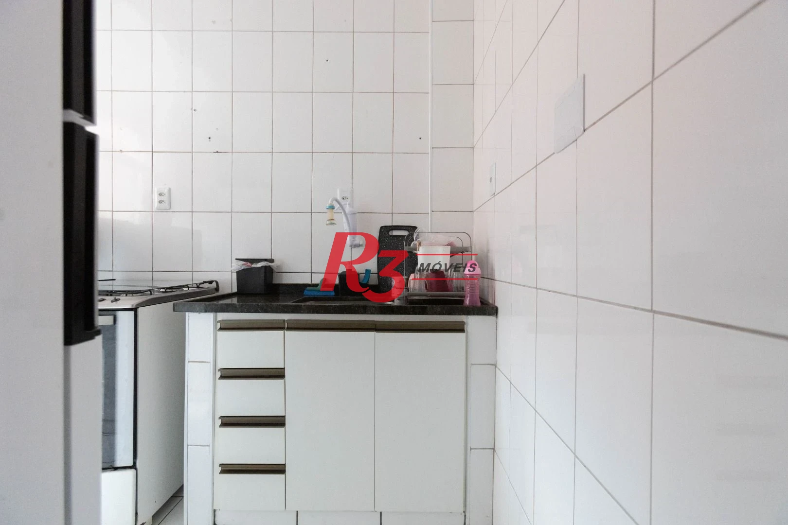 Apartamento com 2 dormitórios à venda, 57 m² por R$ 320.000,00 - José Menino - Santos/SP