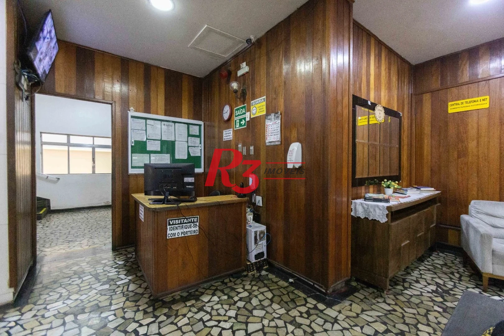 Apartamento com 2 dormitórios à venda, 57 m² por R$ 320.000,00 - José Menino - Santos/SP