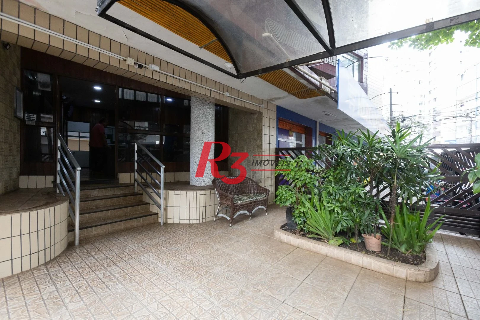 Apartamento com 2 dormitórios à venda, 57 m² por R$ 320.000,00 - José Menino - Santos/SP