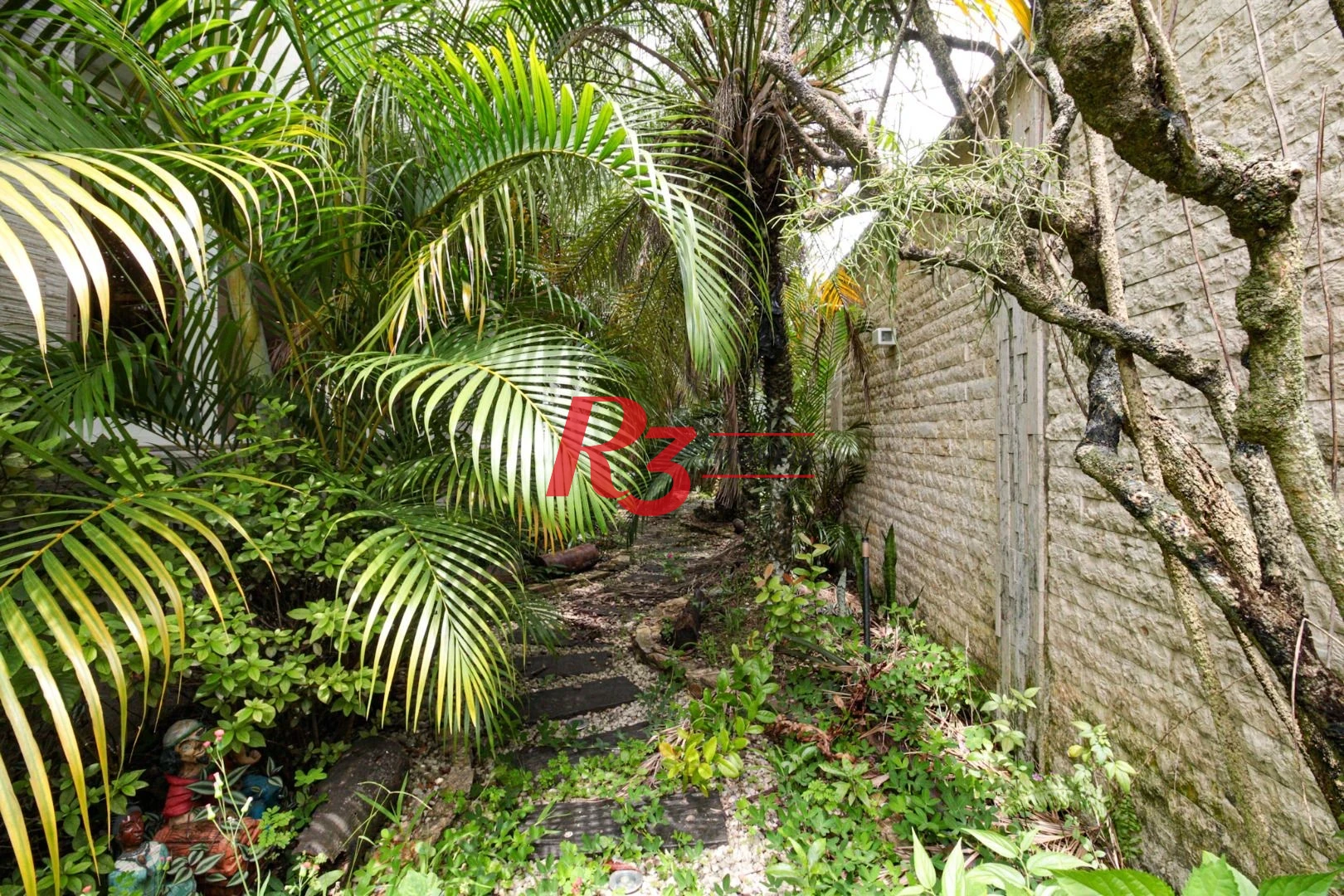 Sobrado à venda, 450 m² por R$ 2.649.000,00 - Campo Grande - Santos/SP