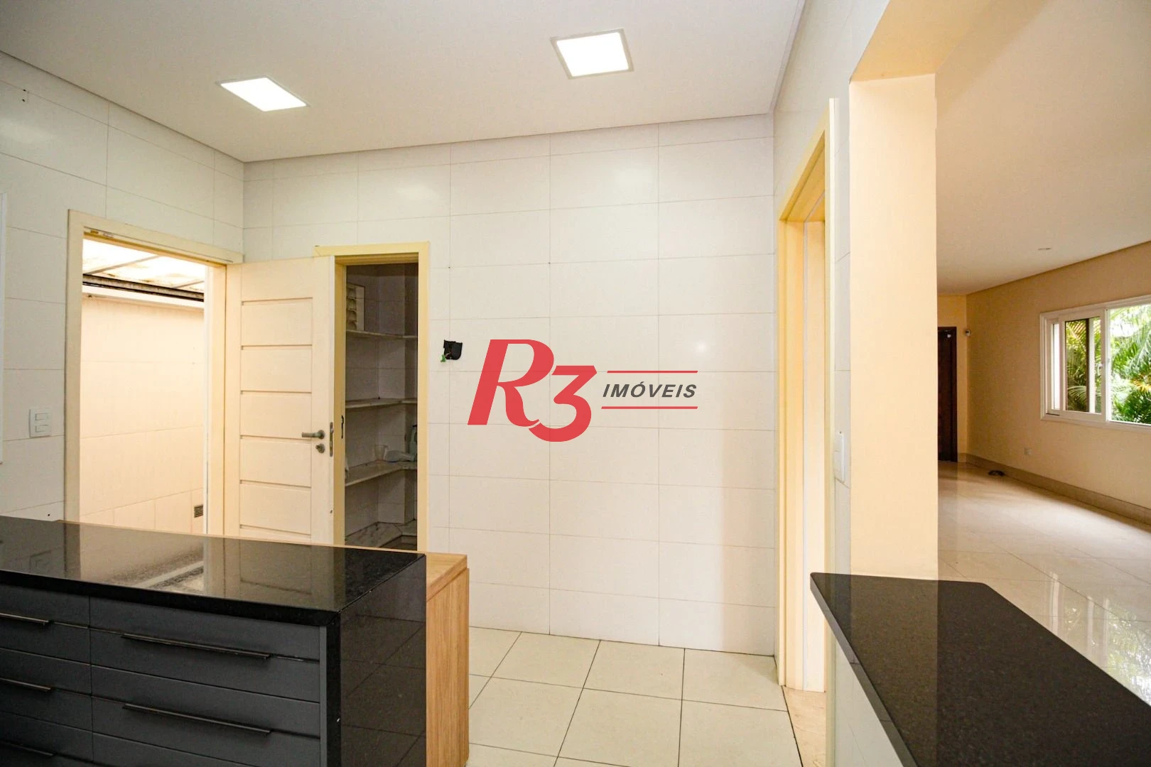 Sobrado à venda, 450 m² por R$ 2.649.000,00 - Campo Grande - Santos/SP