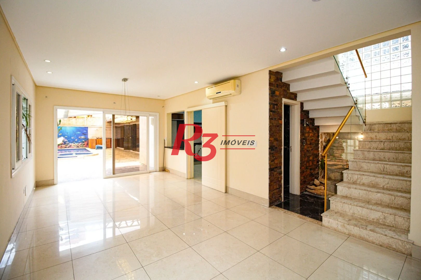 Sobrado à venda, 450 m² por R$ 2.649.000,00 - Campo Grande - Santos/SP