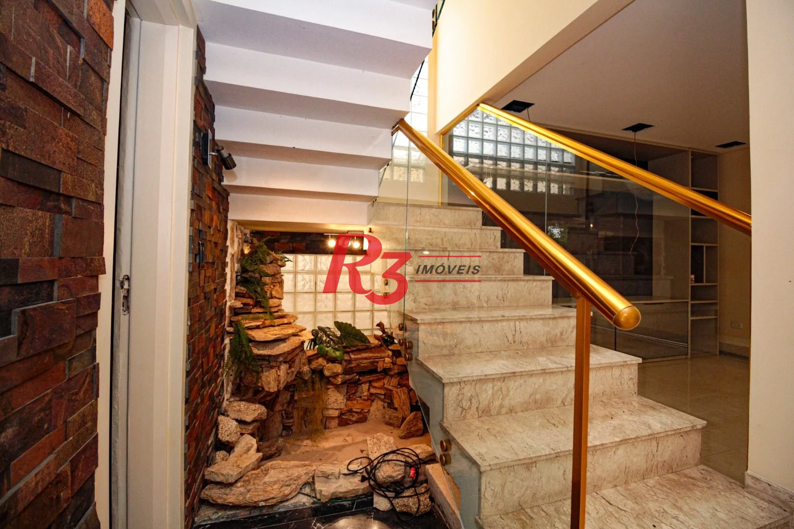 Sobrado à venda, 450 m² por R$ 2.649.000,00 - Campo Grande - Santos/SP