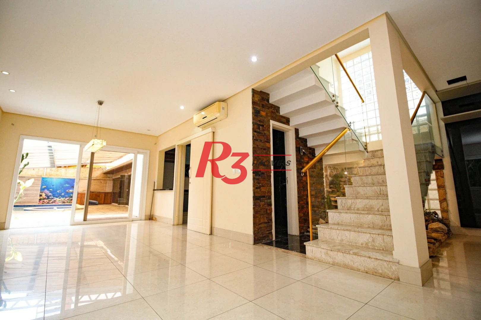 Sobrado à venda, 450 m² por R$ 2.649.000,00 - Campo Grande - Santos/SP