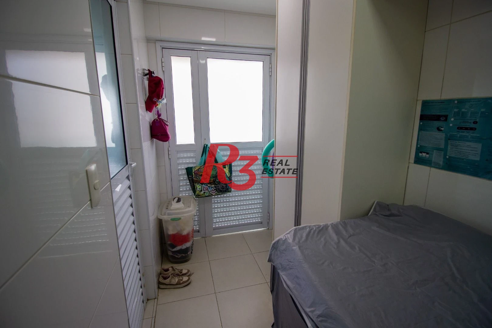 Apartamento  com 3 dormitórios c 3 suites Gonzaga - Santos