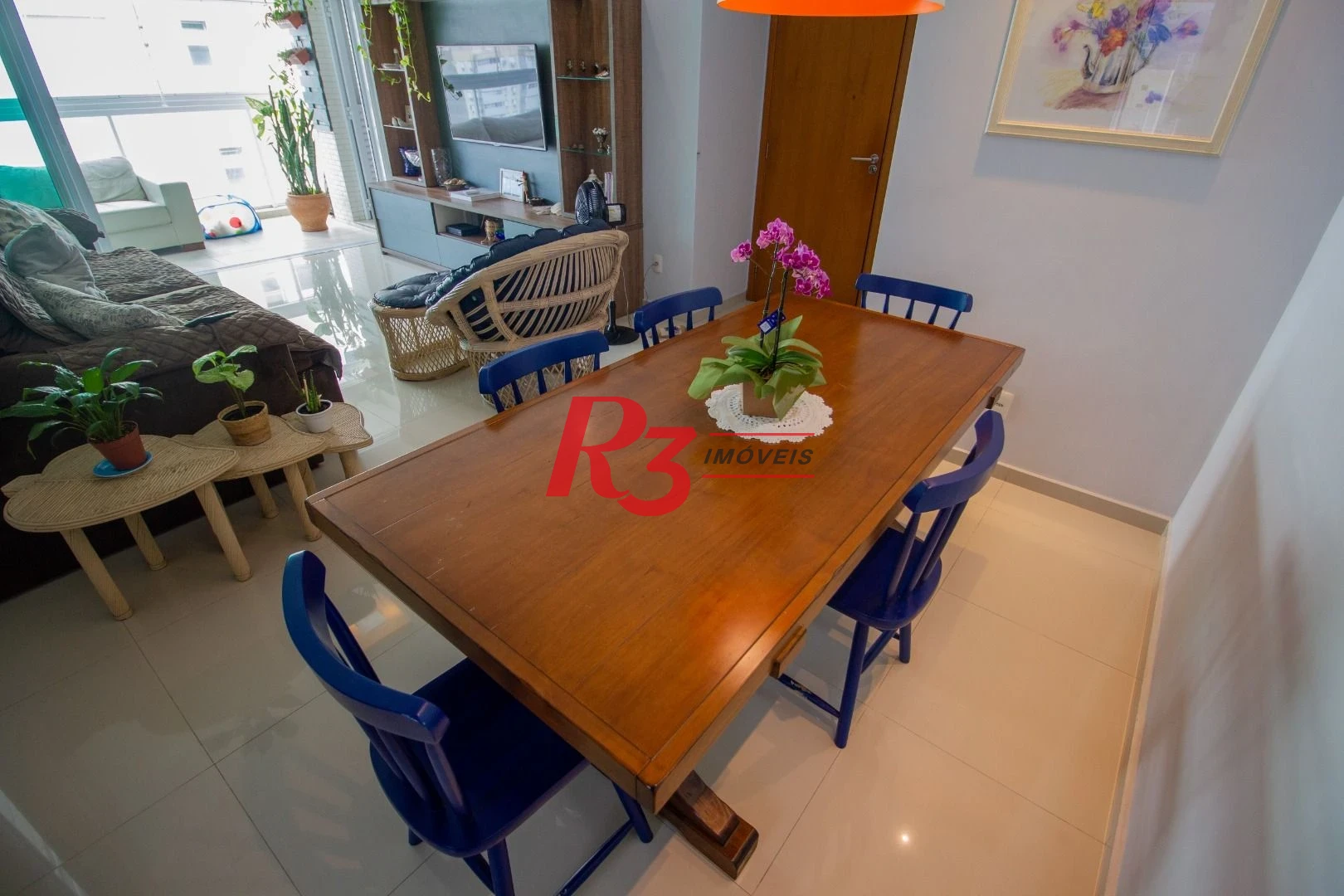 Apartamento  com 3 dormitórios c 3 suites Gonzaga - Santos
