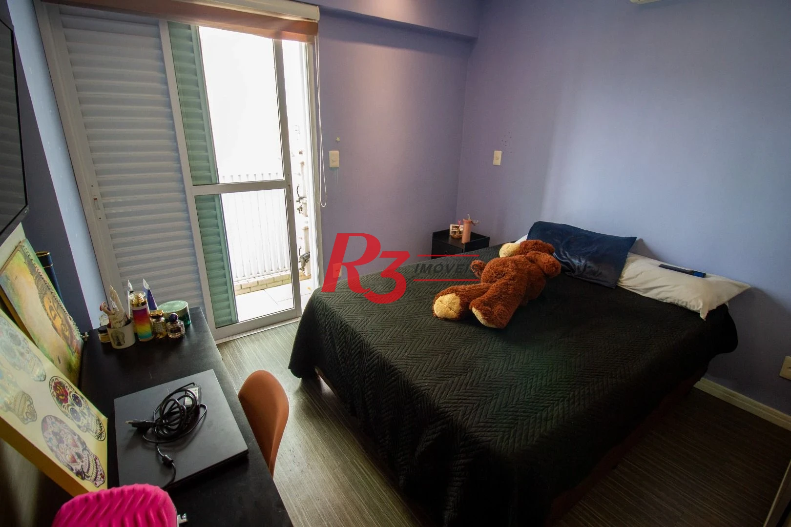 Apartamento  com 3 dormitórios c 3 suites Gonzaga - Santos