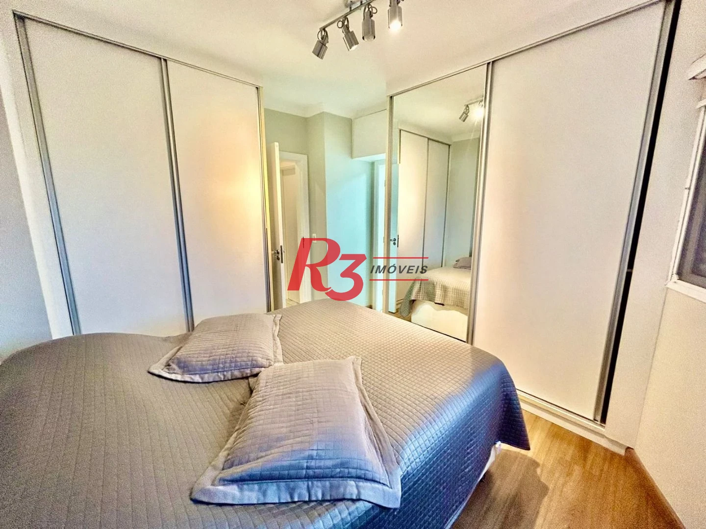 Comprar Apartamento 2 Quartos Ponta da Praia Santos