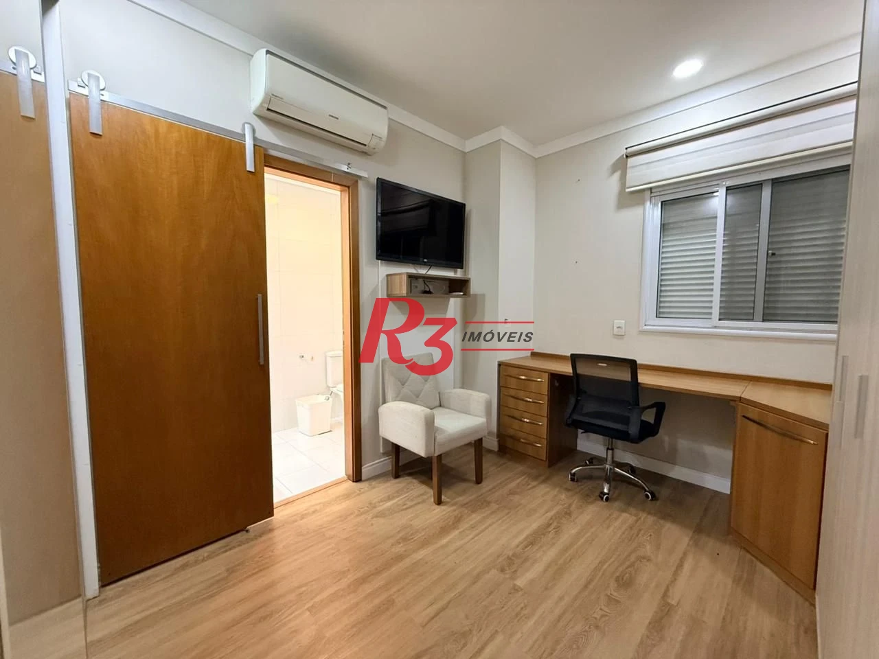 Apartamento com 3 dormitórios à venda, 141 m² por R$ 1.990.000,00 - Aparecida - Santos/SP