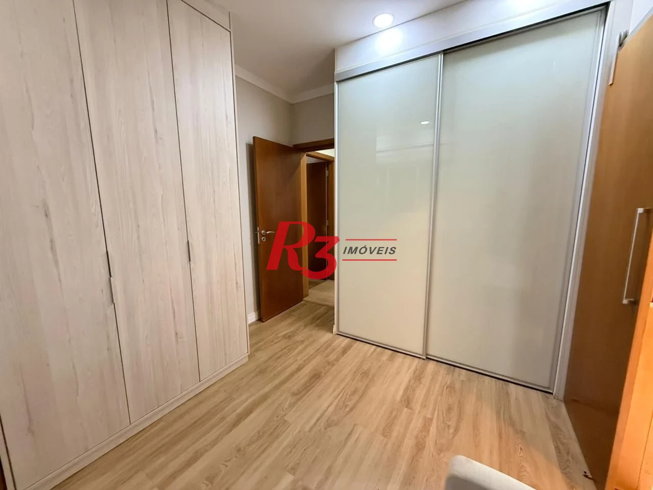 Apartamento com 3 dormitórios à venda, 141 m² por R$ 1.990.000,00 - Aparecida - Santos/SP