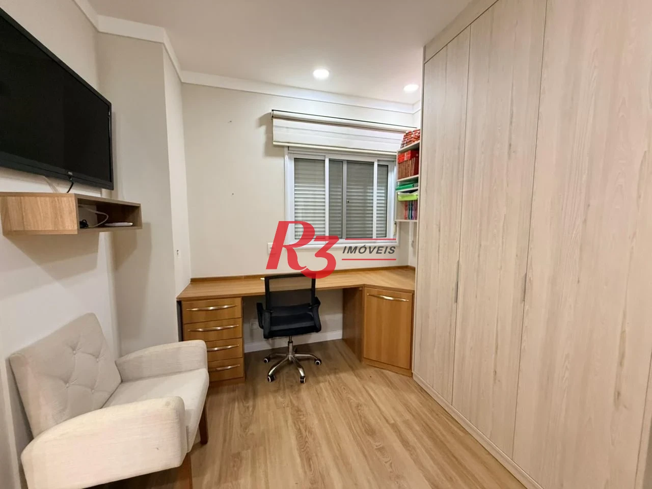 Apartamento com 3 dormitórios à venda, 141 m² por R$ 1.990.000,00 - Aparecida - Santos/SP