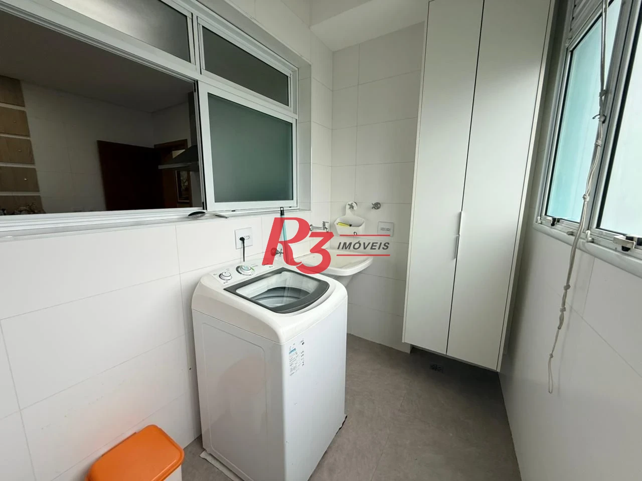 Apartamento com 3 dormitórios à venda, 141 m² por R$ 1.990.000,00 - Aparecida - Santos/SP
