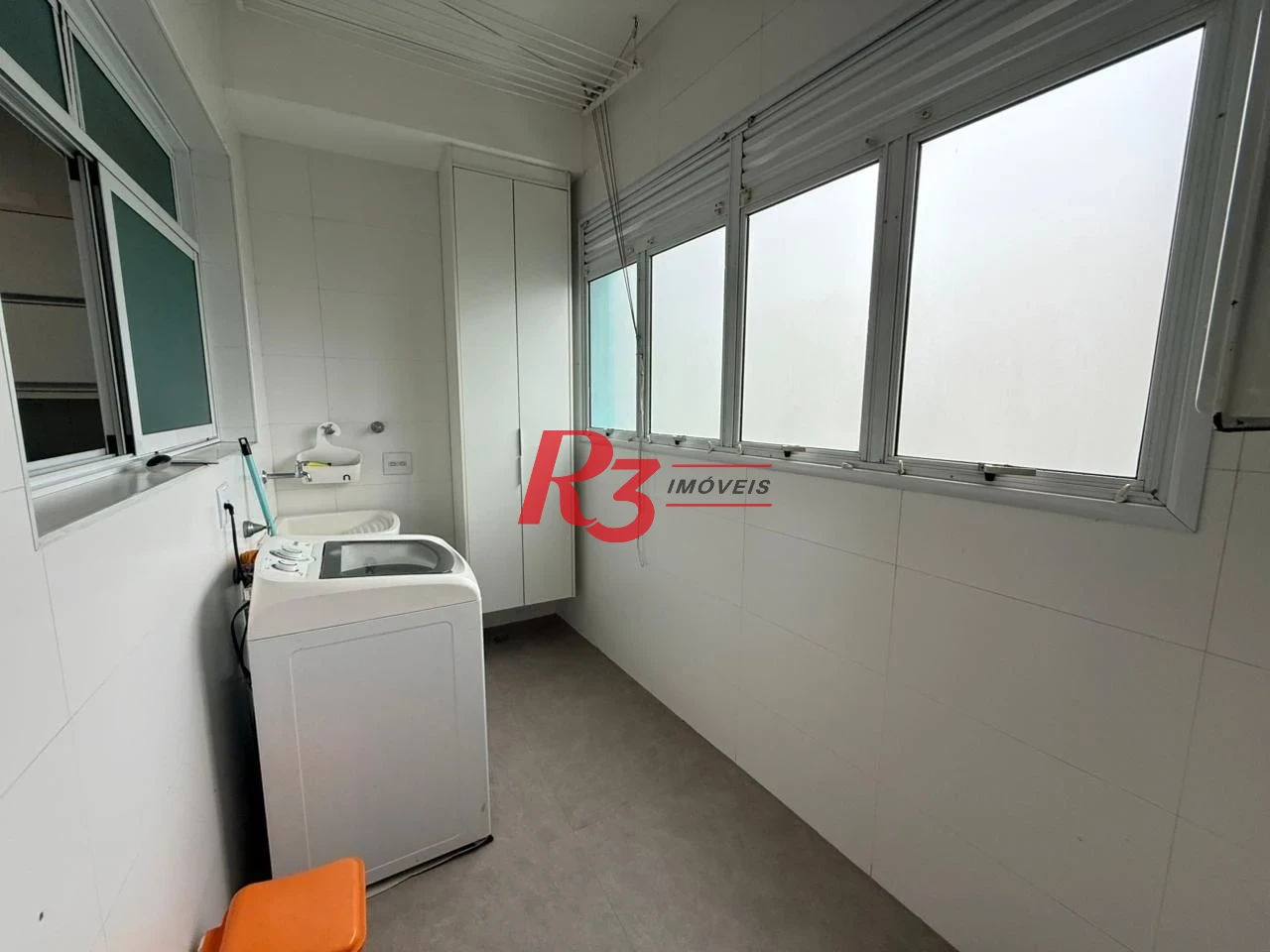 Apartamento com 3 dormitórios à venda, 141 m² por R$ 1.990.000,00 - Aparecida - Santos/SP