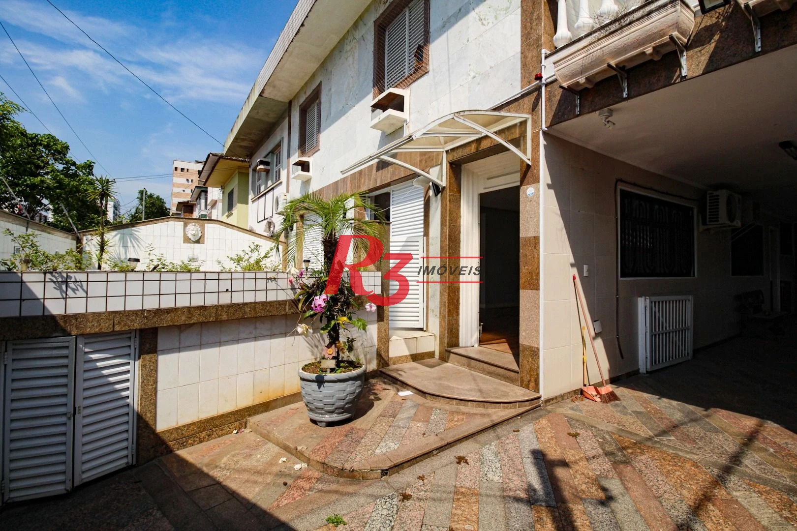 Sobrado, 276 m² - venda por R$ 2.300.000,00 ou aluguel por R$ 12.000,00/mês - Aparecida - Santos/SP