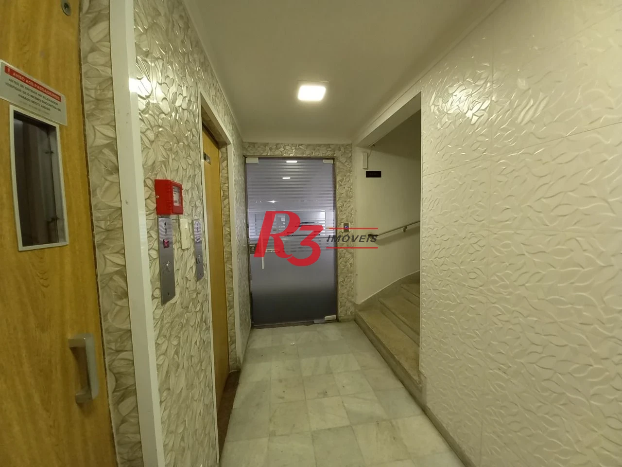 Apartamento com 2 dormitórios à venda, 137 m² por R$ 535.000,00 - Marapé - Santos/SP