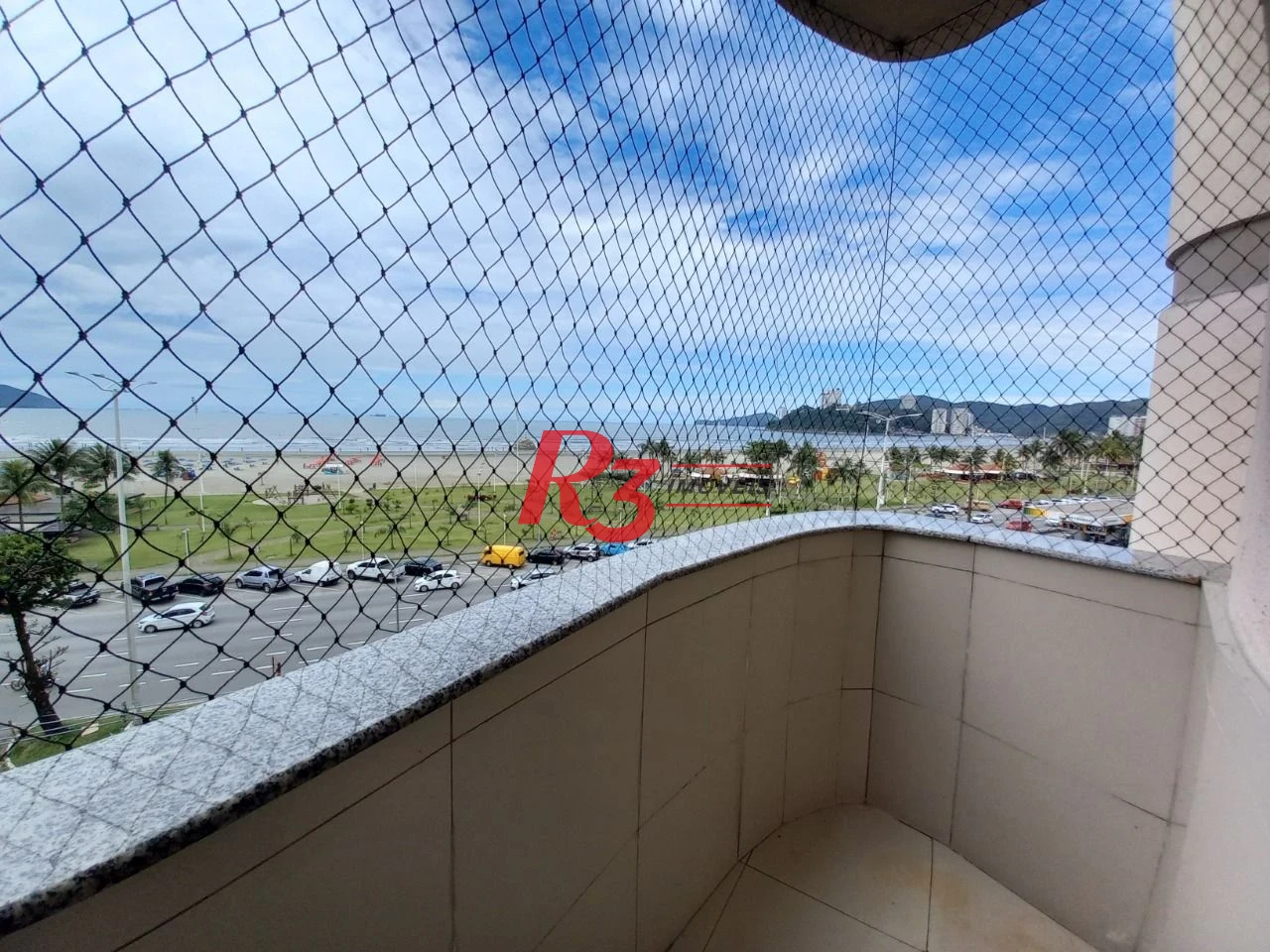 Apartamento com 2 dormitórios à venda, 140 m² por R$ 550.000,00 - Itararé - São Vicente/SP