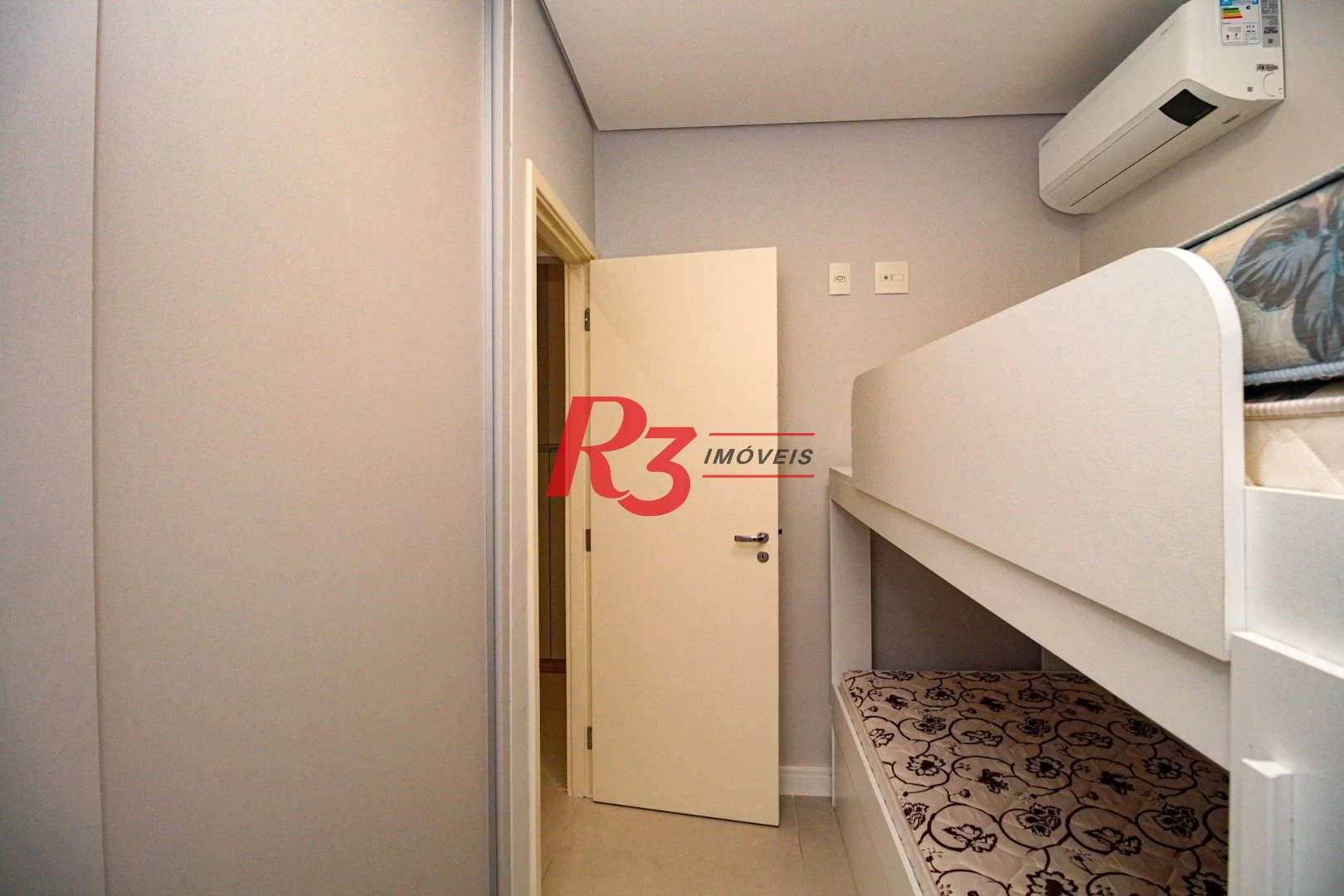 Apartamento à venda, 72 m² por R$ 1.150.000,00 - Gonzaga - Santos/SP
