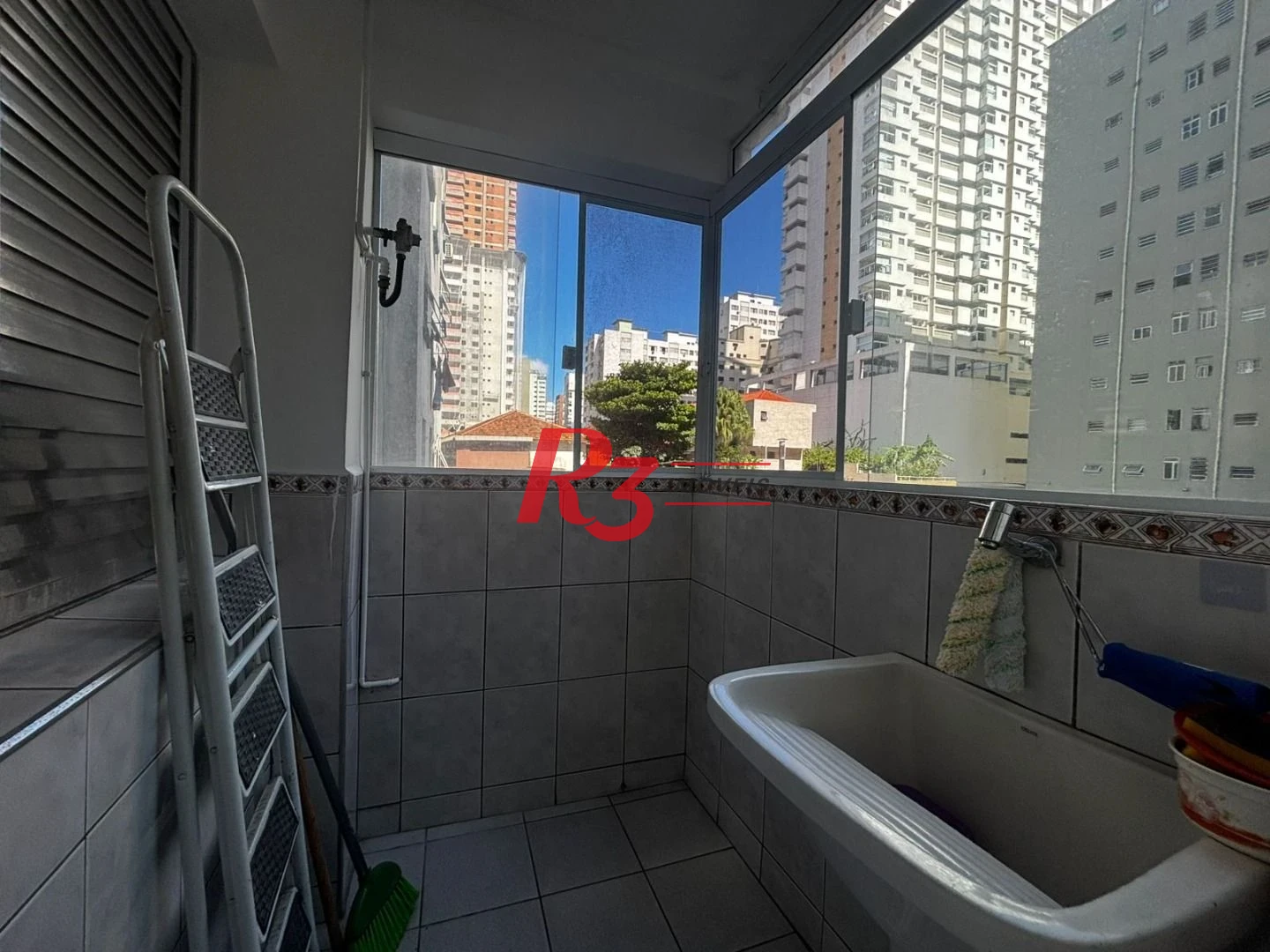 Apartamento, 37 m² - venda por R$ 310.000,00 ou aluguel por R$ 3.000,00/mês - Embaré - Santos/SP
