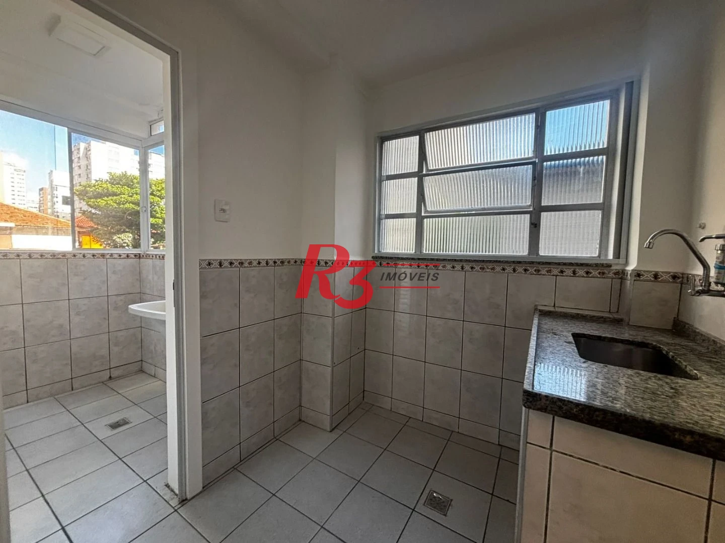 Apartamento, 37 m² - venda por R$ 310.000,00 ou aluguel por R$ 3.000,00/mês - Embaré - Santos/SP