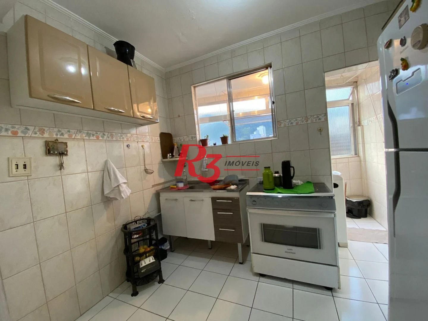 Apartamento com 2 dormitórios à venda, 59 m² por R$ 300.000,00 - Marapé - Santos/SP