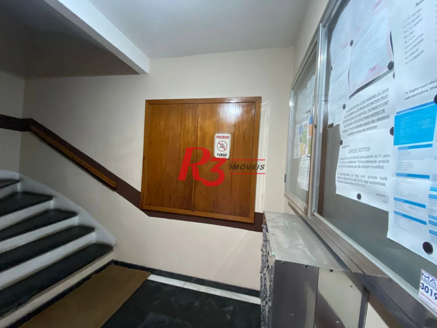 Apartamento com 2 dormitórios à venda, 59 m² por R$ 300.000,00 - Marapé - Santos/SP