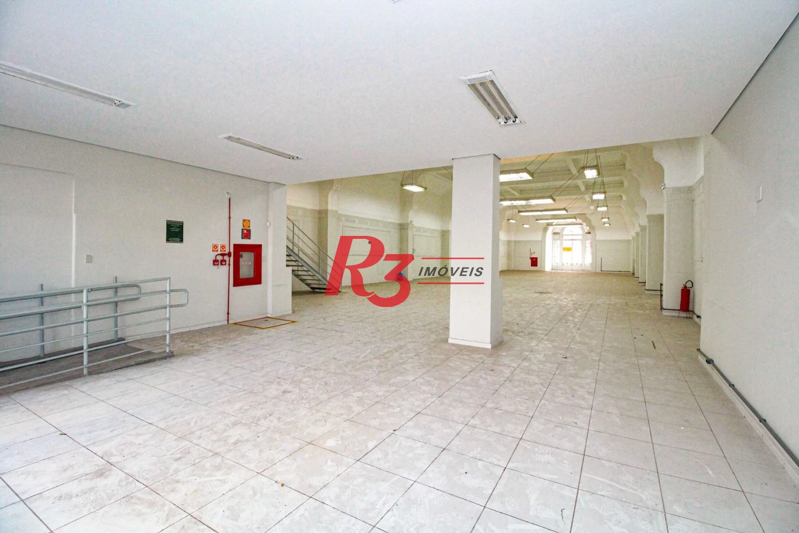 Prédio para alugar, 1680 m² por R$ 40.000,00/mês - Centro - Santos/SP