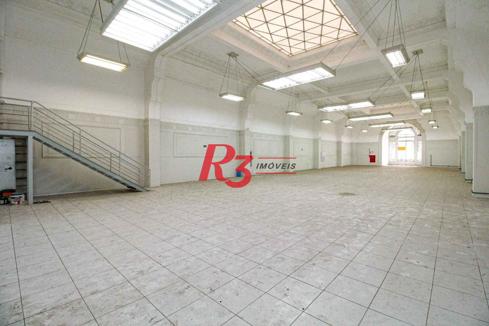 Prédio para alugar, 1680 m² por R$ 40.000,00/mês - Centro - Santos/SP