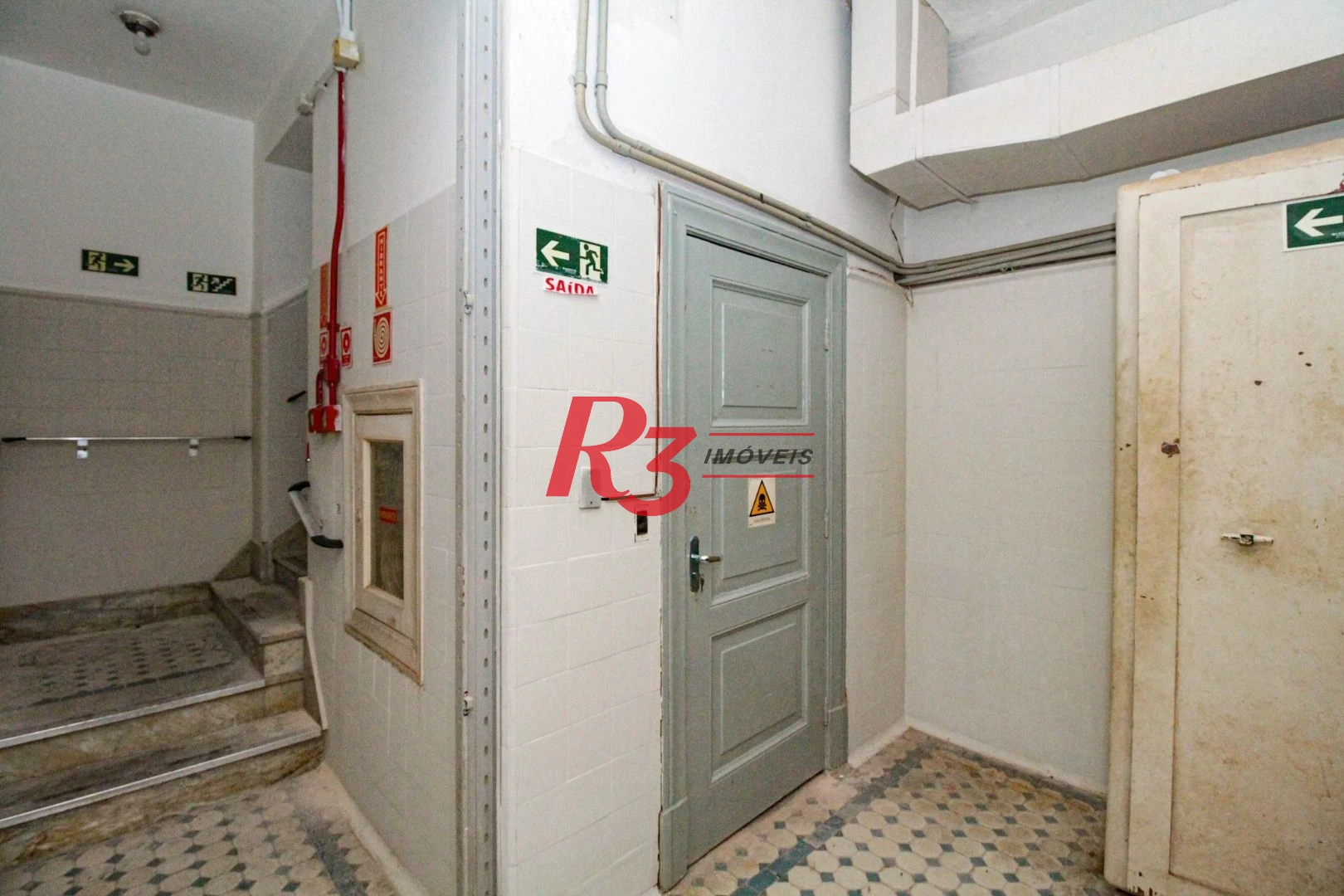Prédio para alugar, 1680 m² por R$ 40.000,00/mês - Centro - Santos/SP