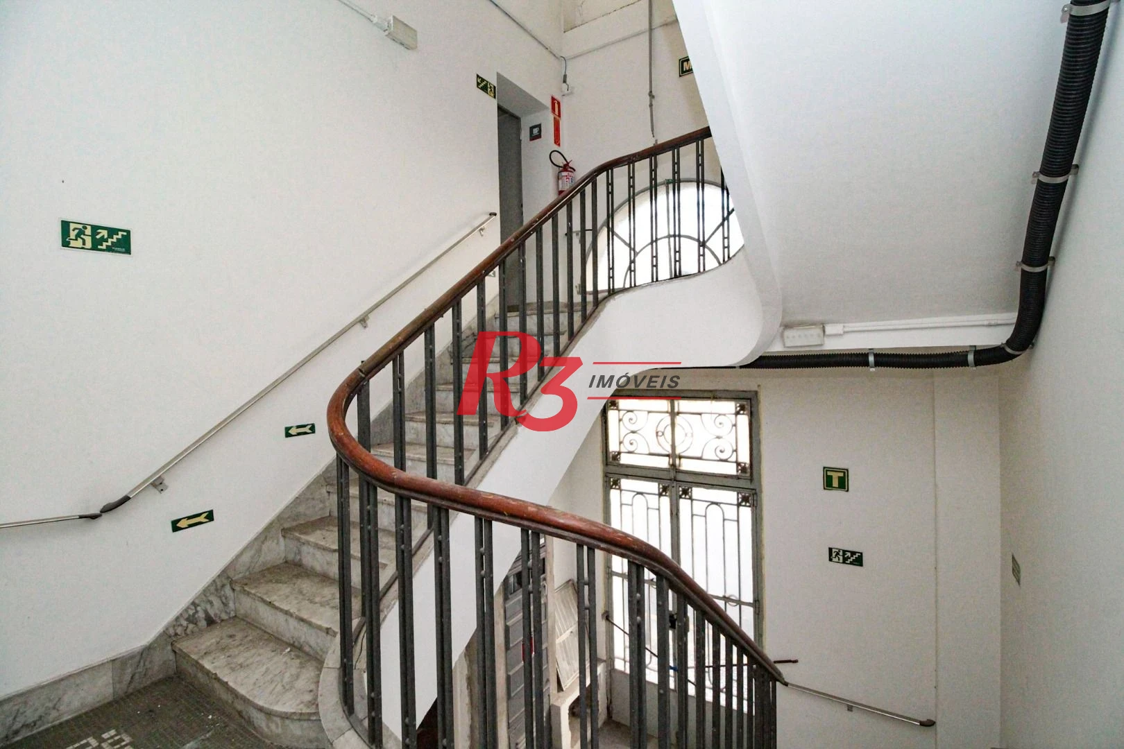 Prédio para alugar, 1680 m² por R$ 40.000,00/mês - Centro - Santos/SP