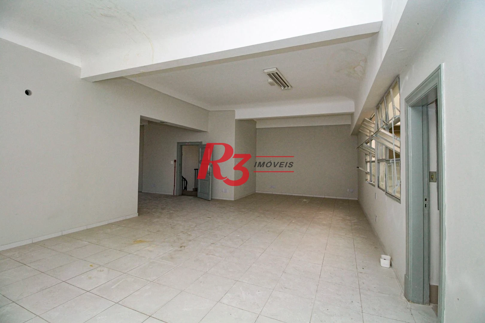 Prédio para alugar, 1680 m² por R$ 40.000,00/mês - Centro - Santos/SP