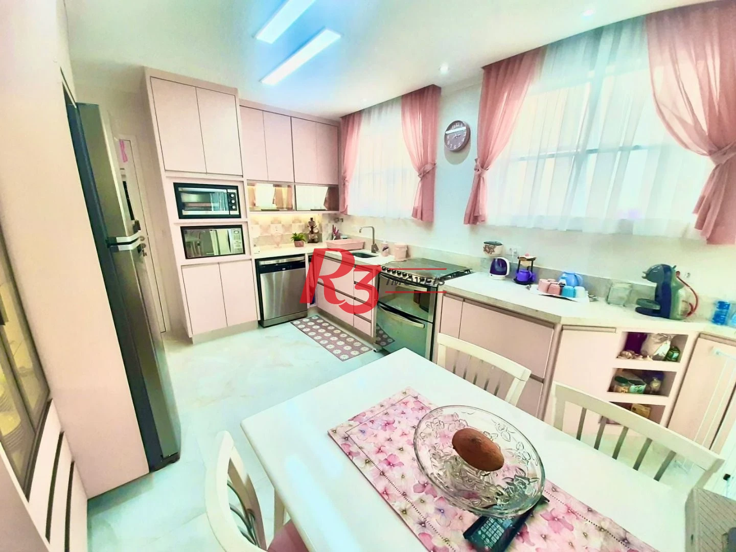 Comprar Apartamento 3 Quartos Gonzaga Santos