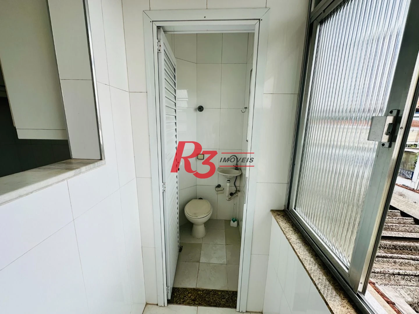 Apartamento com 3 dormitórios à venda, 87 m² por R$ 430.000,00 - Boqueirão - Santos/SP