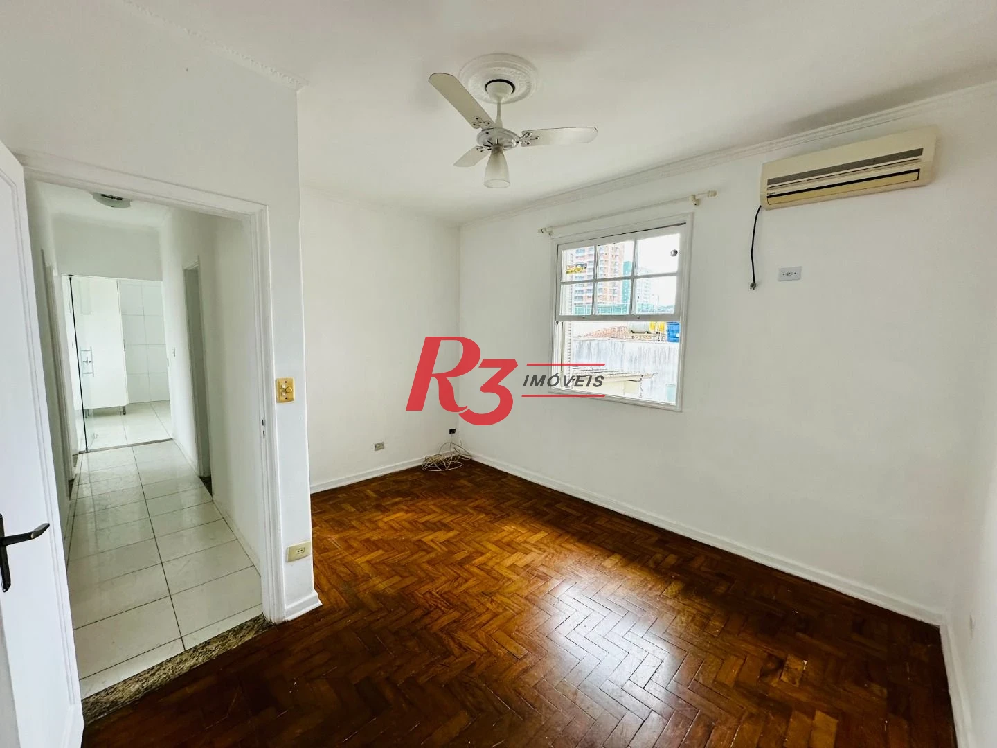 Apartamento com 3 dormitórios à venda, 87 m² por R$ 430.000,00 - Boqueirão - Santos/SP