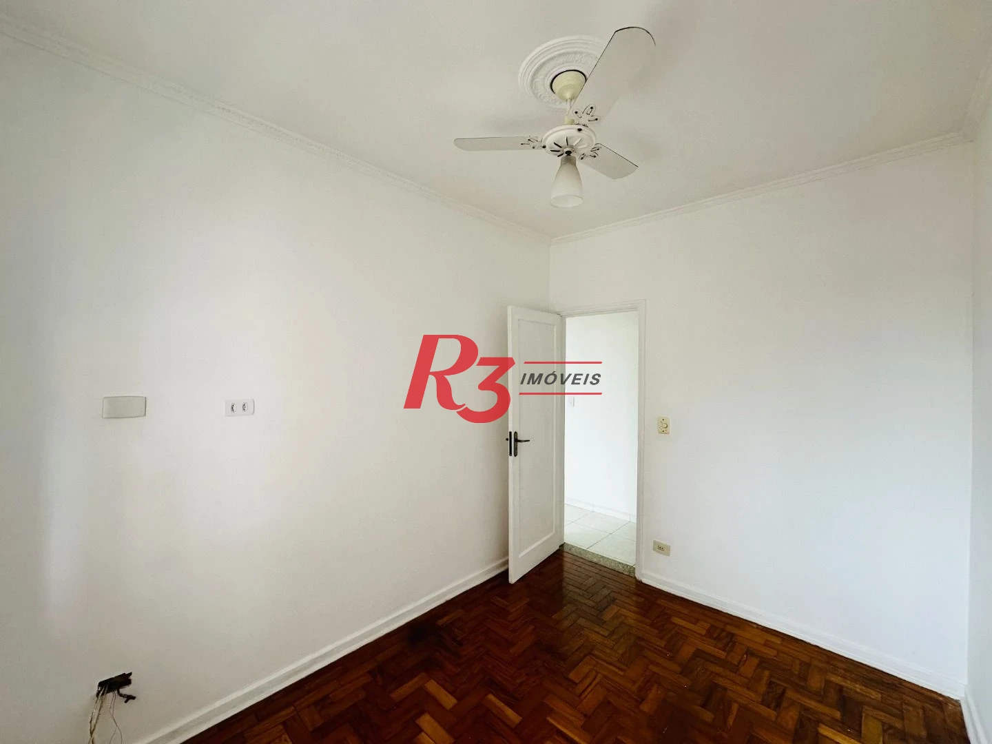 Apartamento com 3 dormitórios à venda, 87 m² por R$ 430.000,00 - Boqueirão - Santos/SP