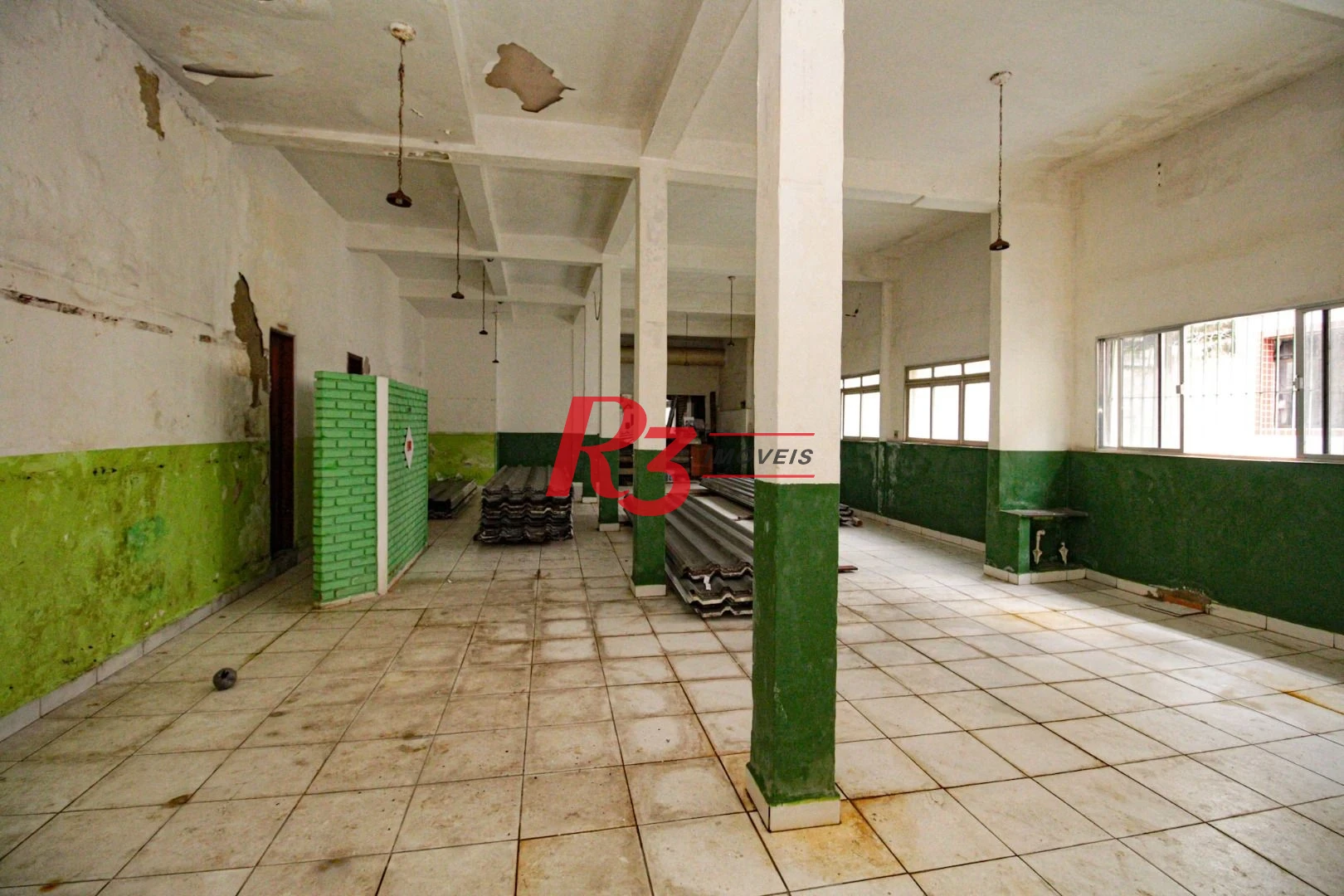 Prédio para alugar, 670 m² por R$ 28.000,00/mês - Centro - Santos/SP
