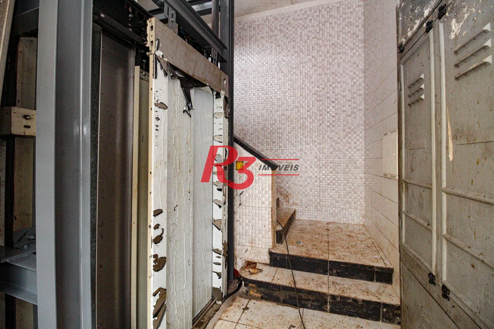Prédio para alugar, 670 m² por R$ 28.000,00/mês - Centro - Santos/SP