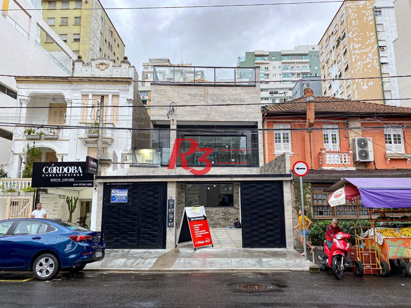Sobrado com 3 dormitórios à venda, 300 m² por R$ 2.190.000,00 - Embaré - Santos/SP